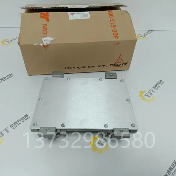 JLG 1705973 贴纸,捷尔杰高空作业平台警示标识贴标配件