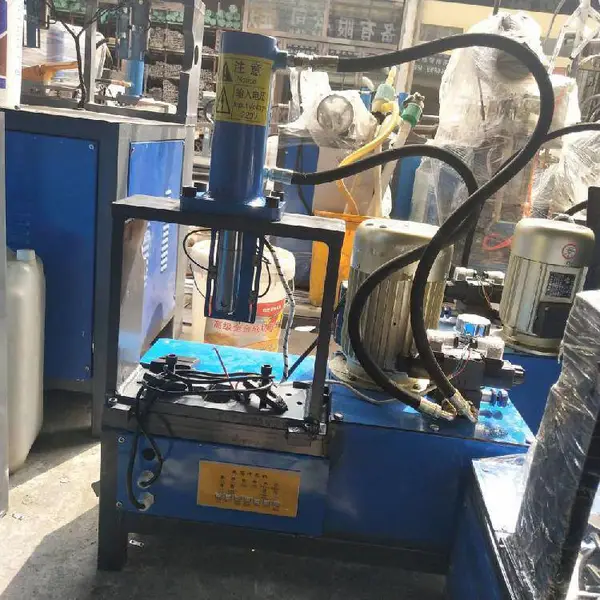 可折叠式液压冲孔冲弧机 小型单工位管子月牙口开口机