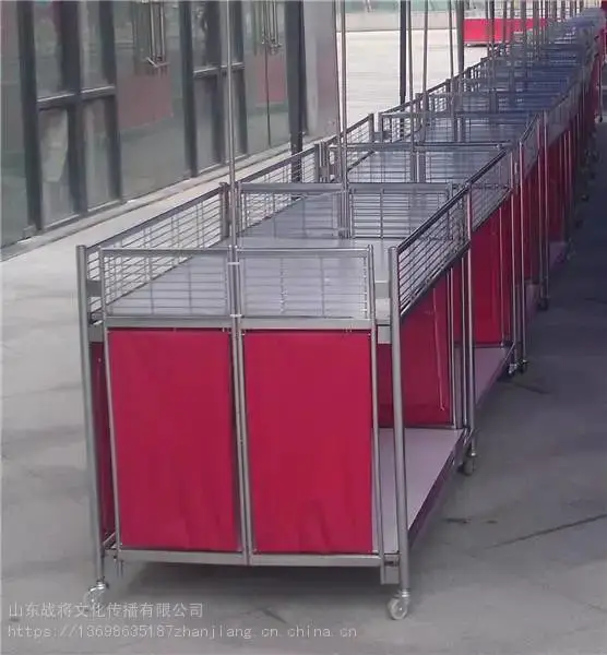 �����̳������������ˣ����¼䣬�����Ứ������