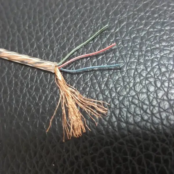 优质传导透明多芯裸铜透明麻花线--金属头 带线控唛耳机线