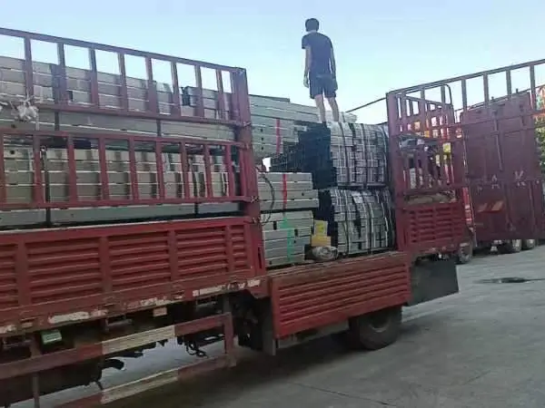 供应河北衡水车间内办公室,车间活动房,车间轻钢别墅,重钢别墅