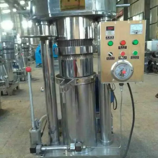 福州液压芝麻花生榨油机 全套粮油榨油机械价格