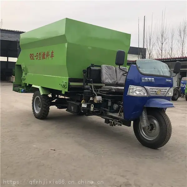 奶牛投料车 乌头驴饲料喂料车 肉牛犊饲喂车