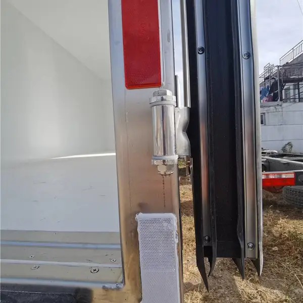 �ĳ���س����쳧��_ʨ������س��� ��������Ƥ