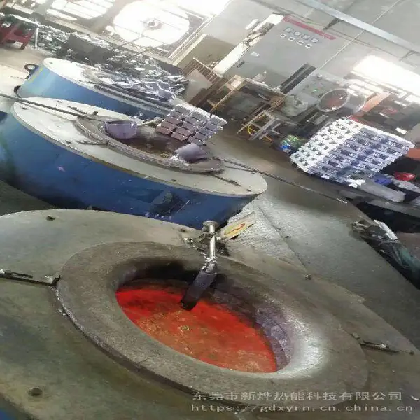 东莞熔铝电炉 中堂镇工业炉厂 坩埚式熔化保温一体熔炼炉 铝合金熔炉