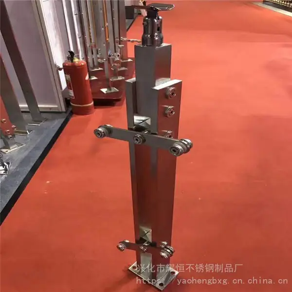 耀恒 加工304不锈钢立柱 别墅 商场不锈钢栏杆楼梯扶手定制