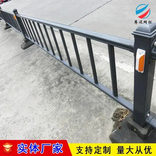 连云港道路波形护栏 道路活动防护栏 道路中央隔离护栏