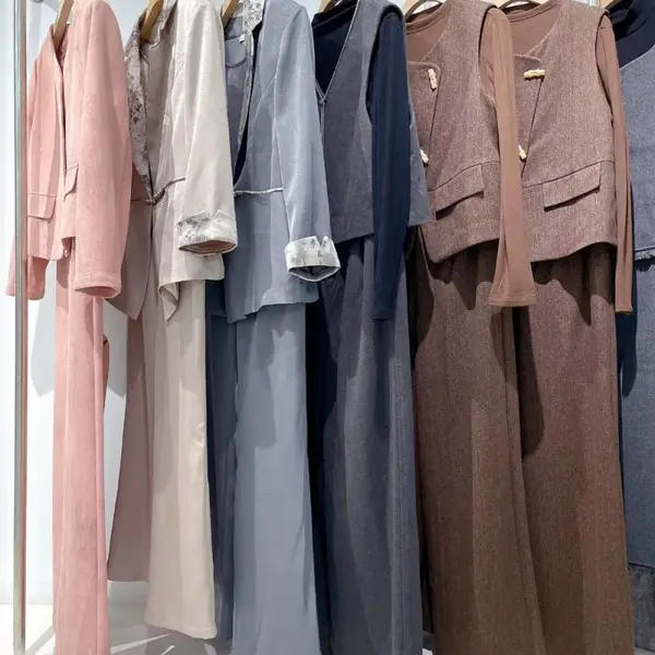 盛依服饰精选 梦诗雅25年秋季品牌套装 一手女装批发货源