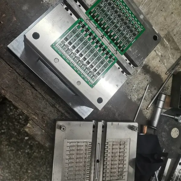 低压注塑产品模具