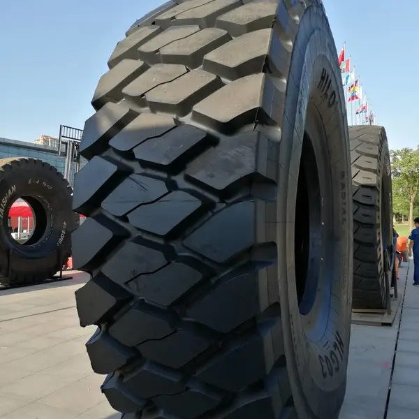 HILO华鲁、琥珀石40.00R57 HLG03 E-4 两星 TL 巨型轮胎/巨胎/刚性自卸车