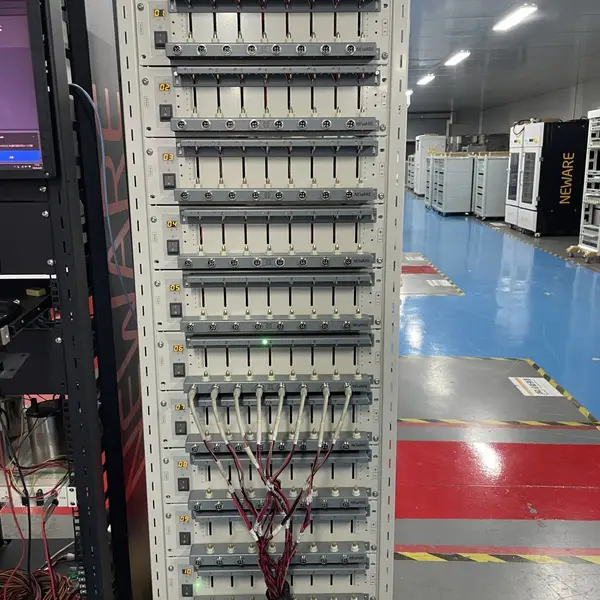 新威 4008Q-5V6A 高精度多量程聚合物软包电池充电电池检测设备