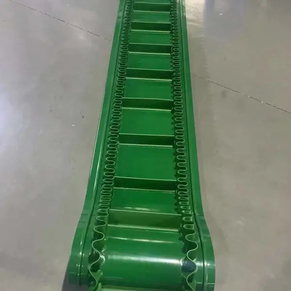 裙边爬坡皮带