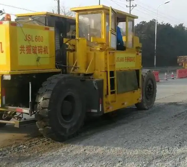 共振破碎机型号-参数 碎石化共振施工合作 水泥路面白改黑改造