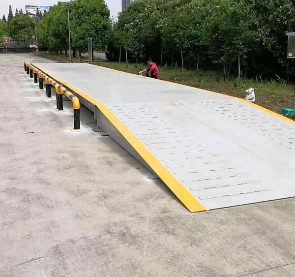 供应模拟式和数字式地磅可选配打印机显示大屏及称重管理软件