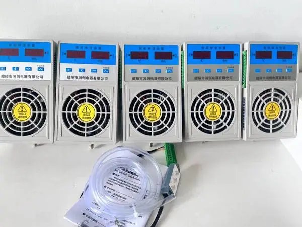 �洴���ܿ�ʽ��·��XHM1-250/3200A