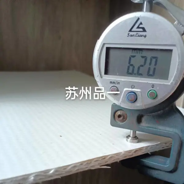 现货6.0硅钛合金橡胶板耐温280度不燃排烟 风管密封条可带背胶