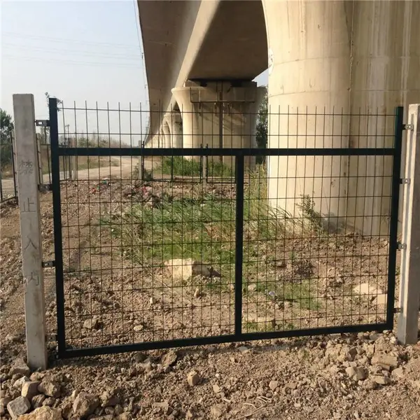 钢丝网护栏网 波形护栏 pvc护栏 绳索护栏 市政护栏