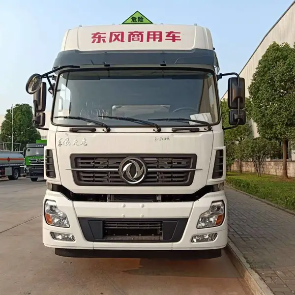 国五国六30吨油罐车 楚胜专用车大量现车可分期包上牌