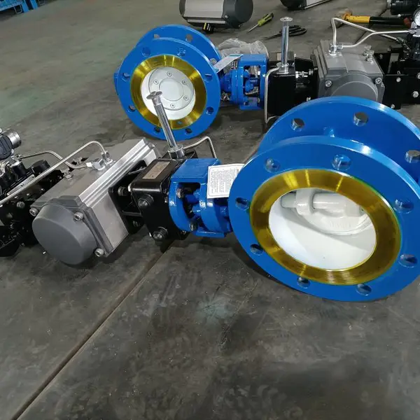 D643H-25C DN65高温蒸气油品三偏心气动硬密封蝶阀