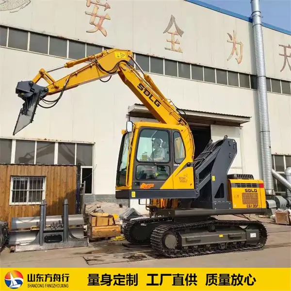挖掘机升高驾驶室 方舟行勾机驾驶楼升高改装