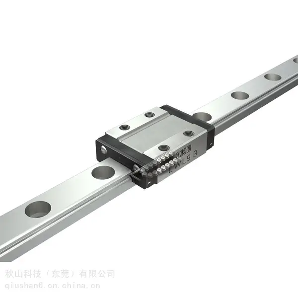 日本iko 工业用 C-Lube自润滑直线运动滚动导轨 LWL9B