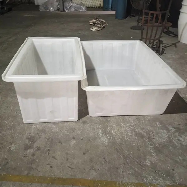 供应700L带轮方箱 养殖鱼虾塑料水箱 带轮方型塑胶周转箱