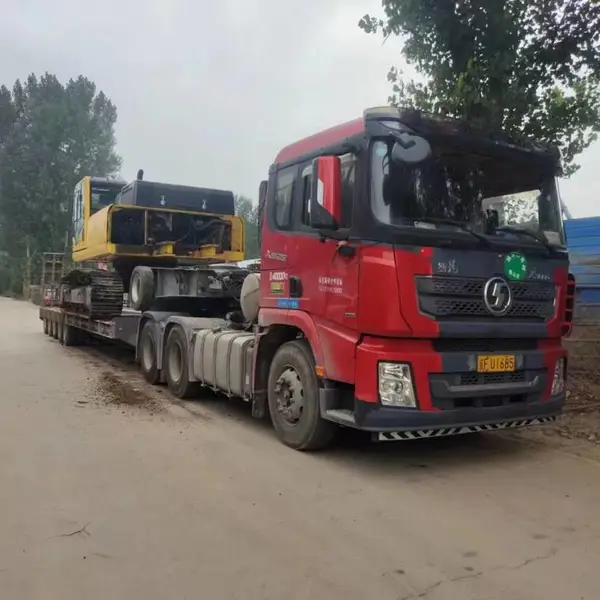 浙江义乌到哈萨克斯坦塔什干铁路运输酒柜/床头柜/电源插座/电池/加湿器等货物运输