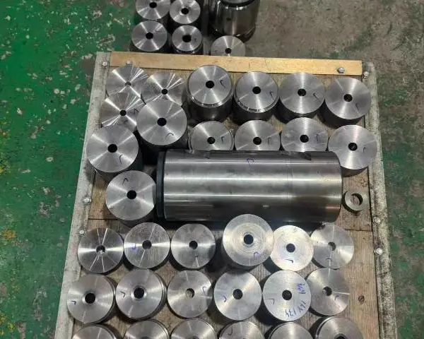 温州冷镦螺丝模具厂家 海盐小韩模具厂供应