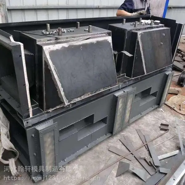 生态景观护坡模具定制 翰轩模具出品 塑料材质 钢材质 好用