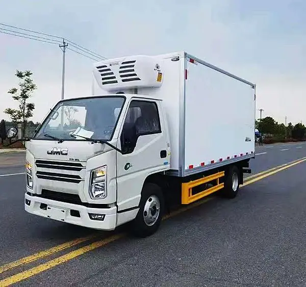 庆铃五十铃100P保鲜保温车 节能省油五十铃保鲜保温车 肉钩保鲜保温车