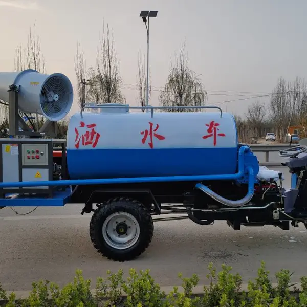 大型环卫乡镇3吨5吨柴油洒水车工地用雾炮降尘洒水车园林喷雾洒水车