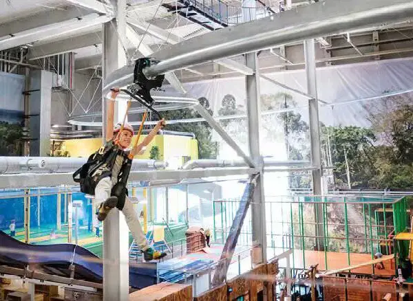 轨道滑索大型游乐设施 历奇探险室外原子飞车设备厂家