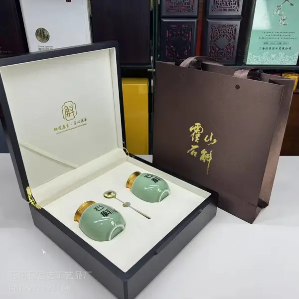 ����ľ�� ��Ʒ�ж��� ��ҩ��ľ�а�װ ��ɫ����ľ������ľ�г�