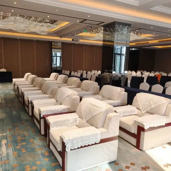 大连桌椅出租-会议沙发出租-宴会椅长条桌租赁