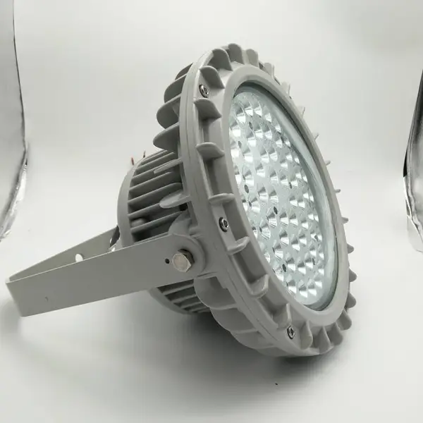 led防爆泛光灯加油站煤棚仓库厂房圆形方形防爆投光灯50w100w200w