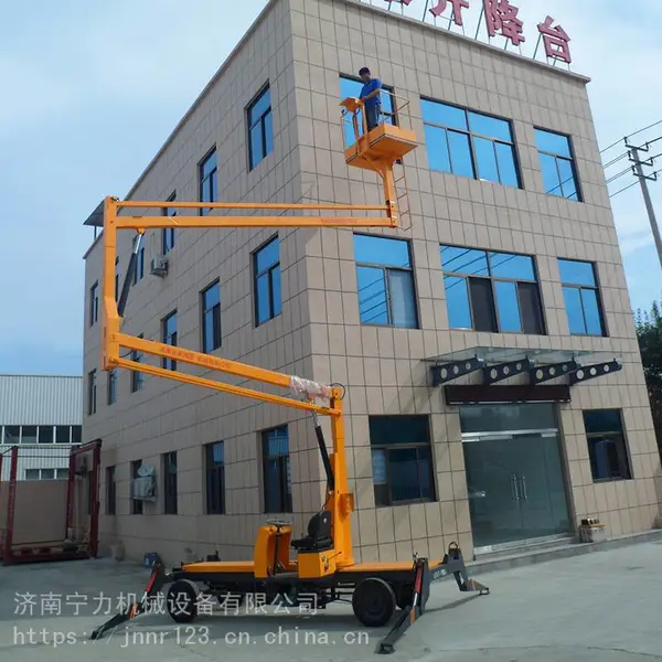 专业生产曲臂升降机 液压可驾驶行走升降平台360度可旋转升降机