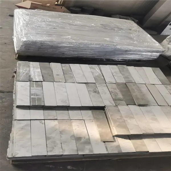 ��Ӧ304����ֹ���¥�����������̳������������� �Ǳ궨��