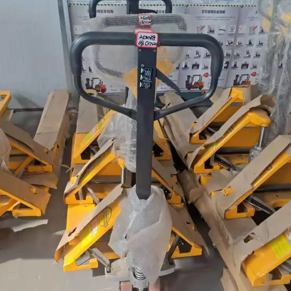 烟台芝罘电子秤手动液压车/西林3T移动地磅/可称重地牛搬运车