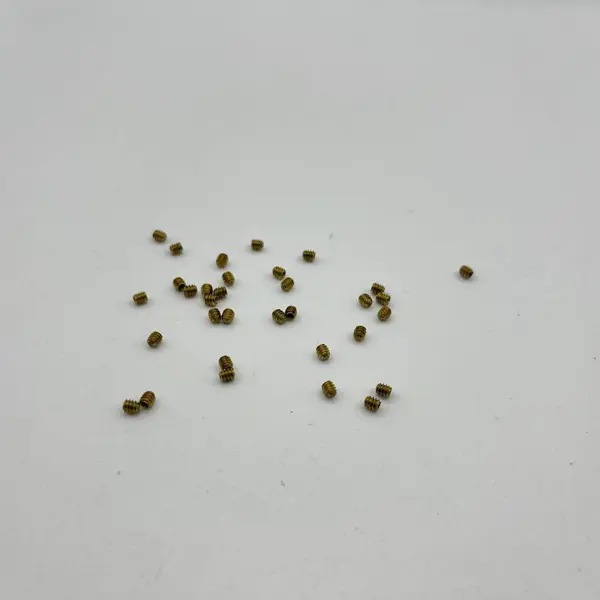Mcmaster-carr92991A103黄铜杯头紧定螺钉