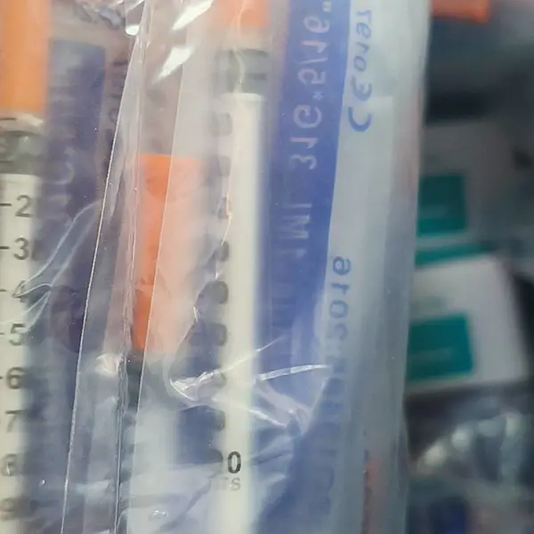 国际快递DDP面膜快递或专线到匈牙利国际快递寄化工品