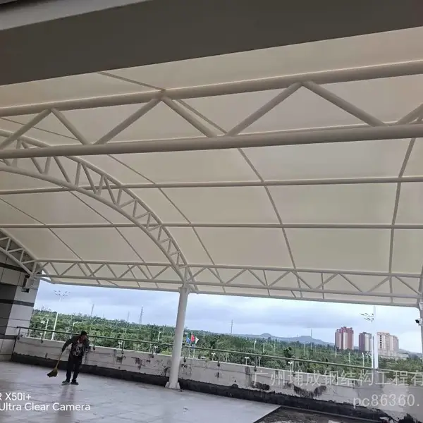 PVDF膜结构篮球场大棚_曲面弧形管桁架膜工程_膜材膜结构屋面