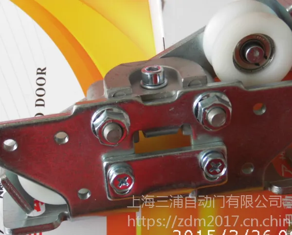 上海专业安装玻璃门、玻璃感应门、办公隔断、三浦消防自动门(断电开门)功率65瓦