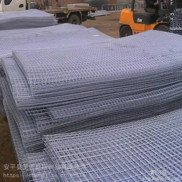 碰焊网片 地面路面屋顶焊接网片 碰焊网片 防裂网片 钢丝网片优质供货商