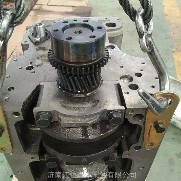 红岩杰狮品牌 MC07基础机(国五,钢活塞,后取力速比1) 082-00000-7711