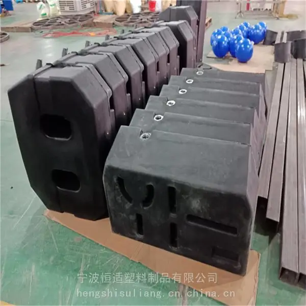承接滚塑柴油箱定做PE塑料产品代加工机械柴油箱滚塑模具代加工