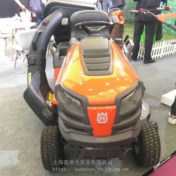 瑞典胡斯华纳富世华TC342割草机修草机草坪车侧排后排草百力通TS342草坪机驾乘式球场剪草机
