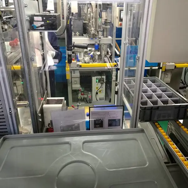 ���������������װ���������߳���