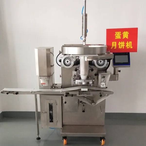 广式蛋黄月饼机 流心月饼机 草莓麻薯机器 出口机型设备厂家