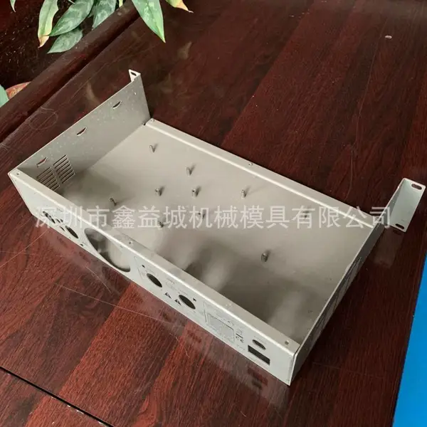 【鑫益城】厂家供应不锈钢垫片 弹片 机箱机壳制品五金冲压加工
