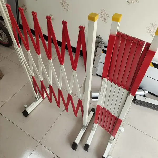 幼儿园门口接送区临时隔离栏 绝缘移动片形状喷塑红白色护栏